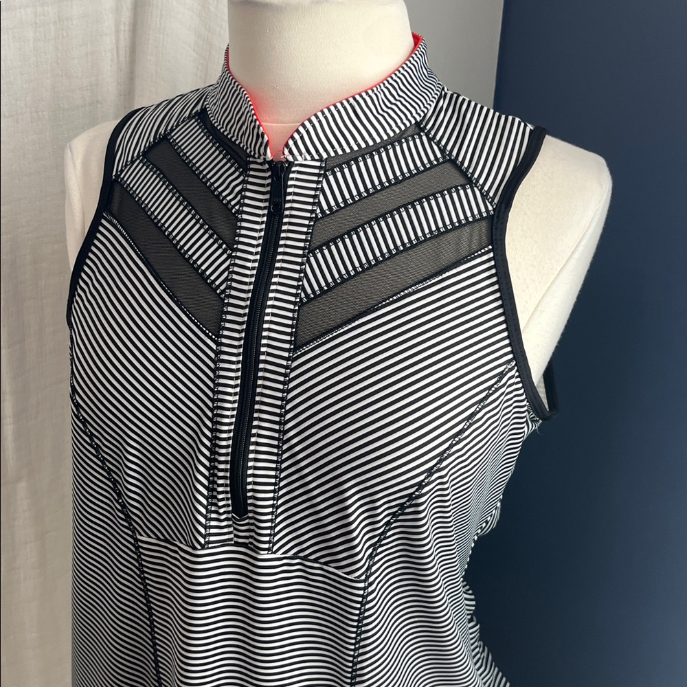 Lucky in Love Golf Top - NEW - Picture 2 of 6